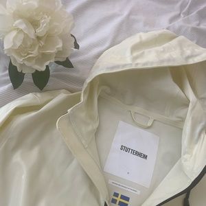 Stutterheim Camden Opal - Coconut, Size M